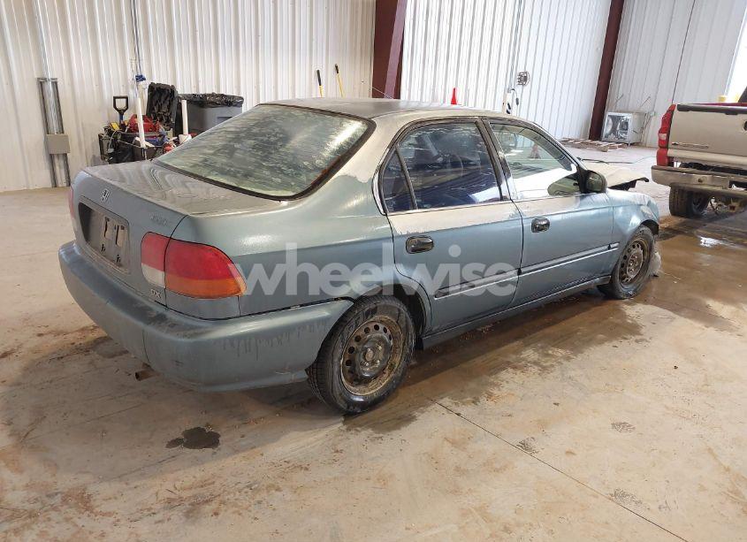 Photo 4 of 1998 Honda Civic DX (VIN JHMEJ6622WS000401)