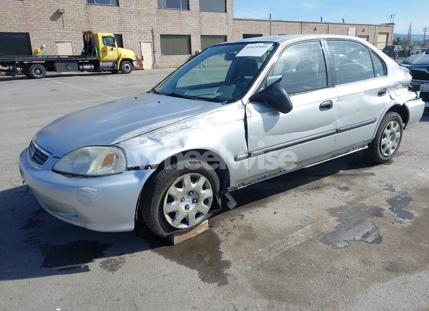 Photo 2 of 1999 Honda Civic LX (VIN JHMEJ6670XS000958)