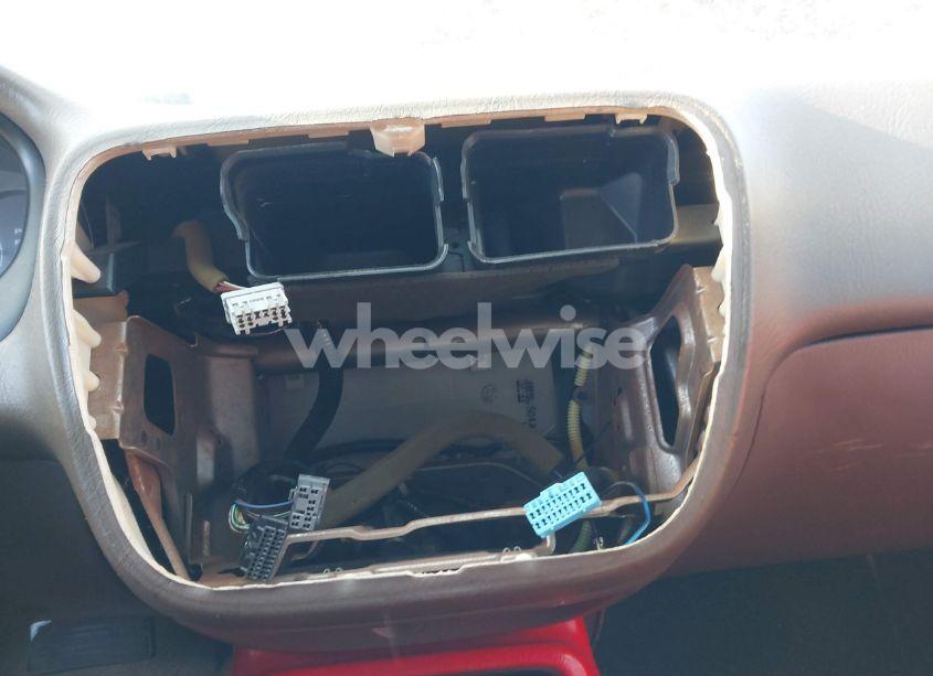 Photo 12 of 2000 Honda Civic LX (VIN JHMEJ6675YS001220)