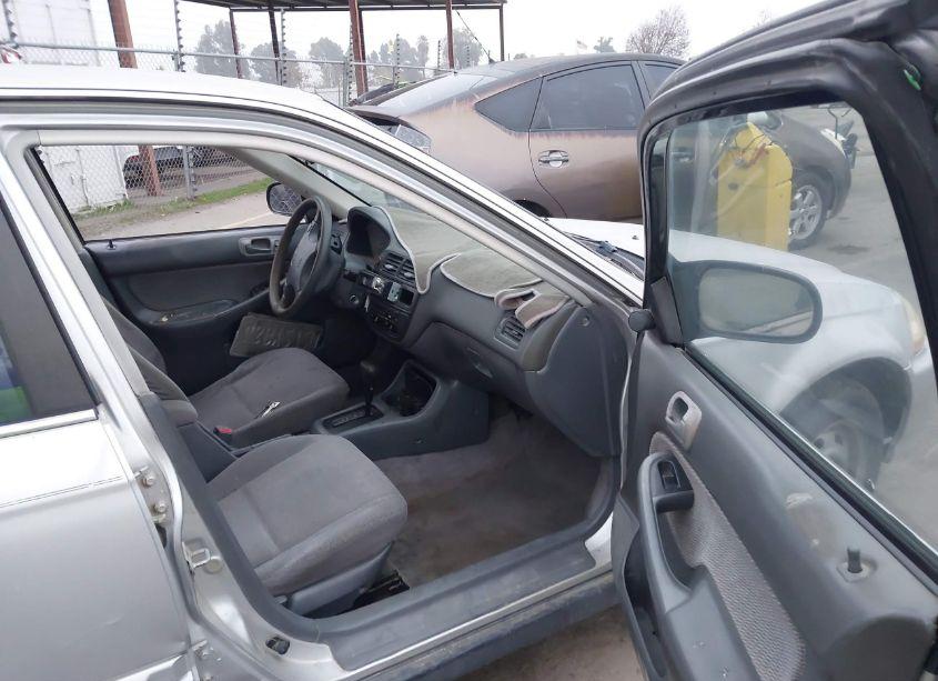 Photo 5 of 1998 Honda Civic LX (VIN JHMEJ667XWS012646)