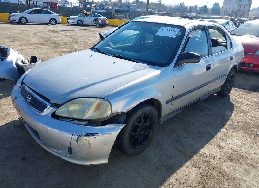 Photo 2 of 1999 Honda Civic LX (VIN JHMEJ667XXS003124)