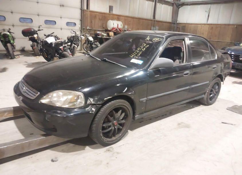 Photo 2 of 2000 Honda Civic LX (VIN JHMEJ667XYS010480)