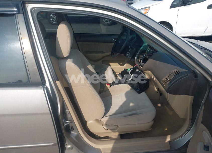 Photo 5 of 2004 Honda Civic LX (VIN JHMES15594S000744)