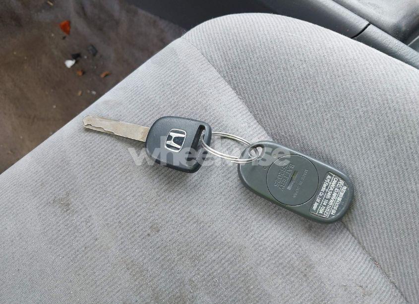 Photo 11 of 2005 Honda Civic LX (VIN JHMES16525S007731)