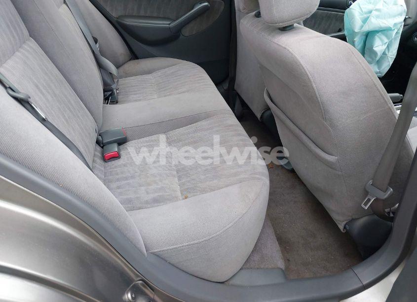 Photo 8 of 2005 Honda Civic LX (VIN JHMES16525S007731)