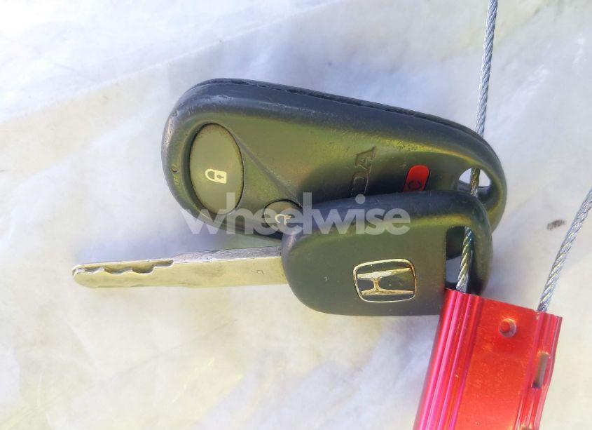 Photo 11 of 2005 Honda Civic LX (VIN JHMES16575S001231)