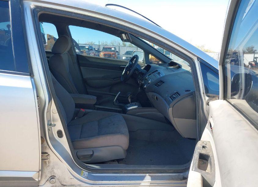 Photo 5 of 2008 Honda Civic LX (VIN JHMFA16588S000200)