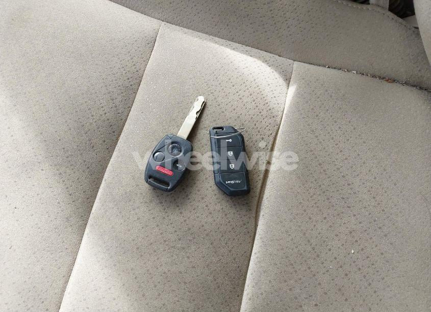 Photo 11 of 2006 Honda Civic HYBRID (VIN JHMFA36286S014516)