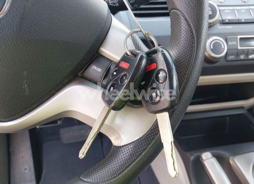 Photo 11 of 2008 Honda Civic HYBRID (VIN JHMFA362X8S000037)