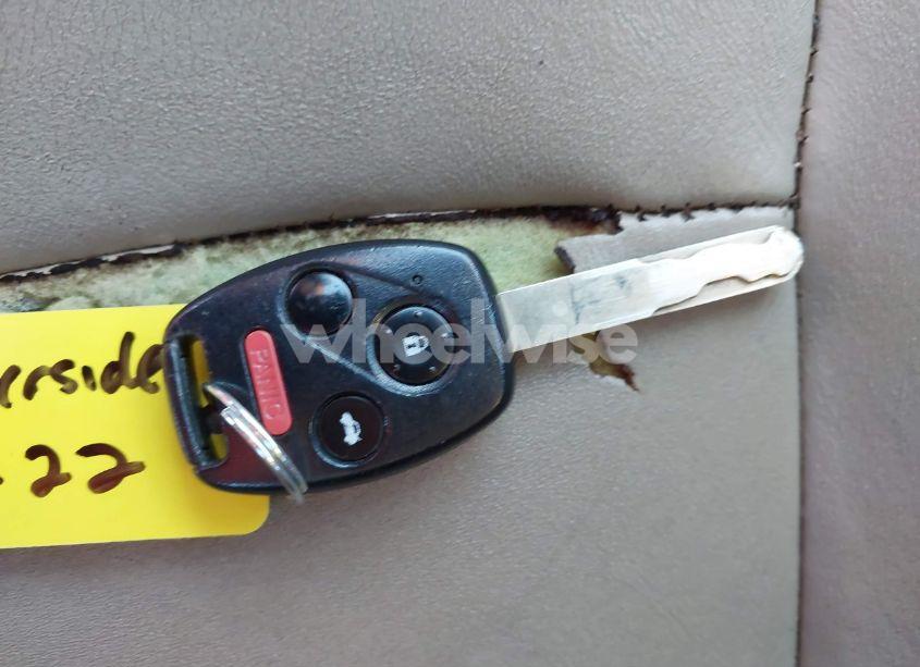 Photo 11 of 2010 Honda Civic HYBRID (VIN JHMFA3F21AS007447)