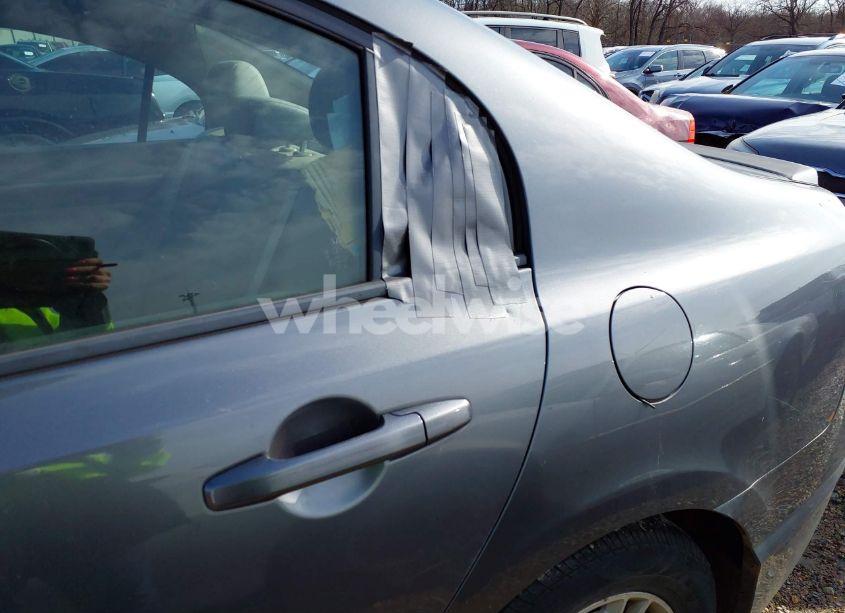 Photo 19 of 2010 Honda Civic HYBRID (VIN JHMFA3F21AS007447)