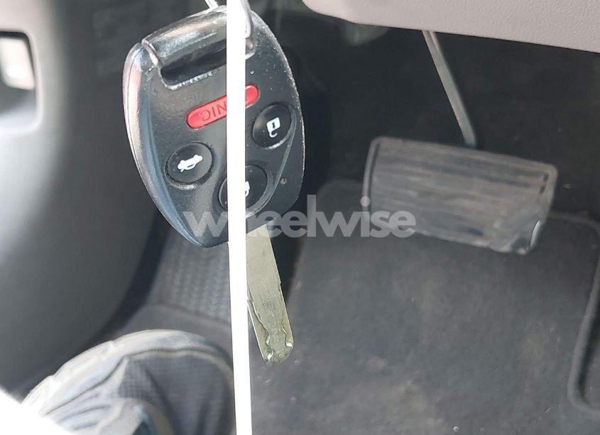 Photo 11 of 2012 Honda Civic HYBRID (VIN JHMFB4F20CS007090)