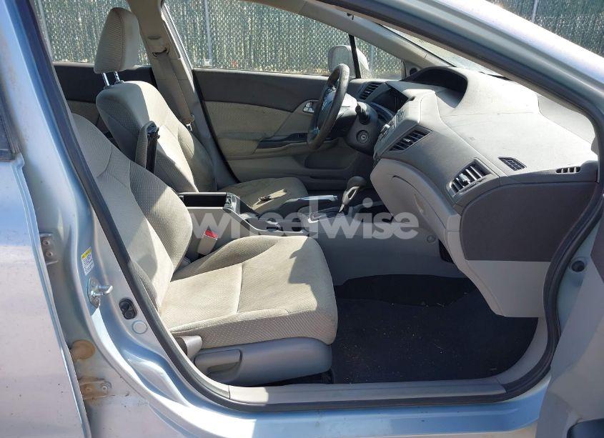 Photo 5 of 2012 Honda Civic HYBRID (VIN JHMFB4F24CS003723)