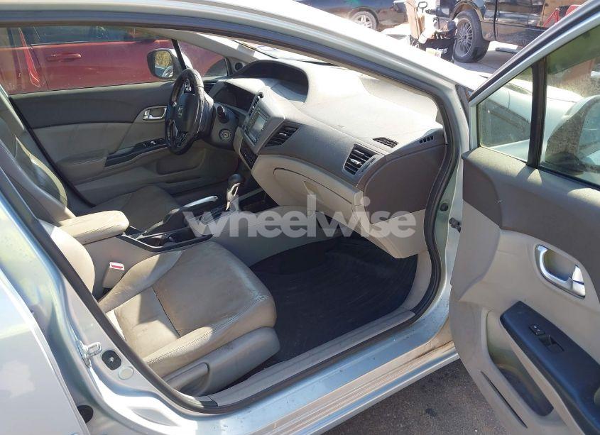 Photo 5 of 2012 Honda Civic HYBRID (VIN JHMFB4F37CS001053)