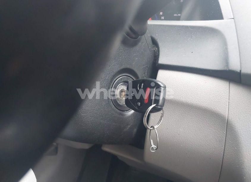 Photo 11 of 2012 Honda Civic HYBRID (VIN JHMFB4F3XCS007123)