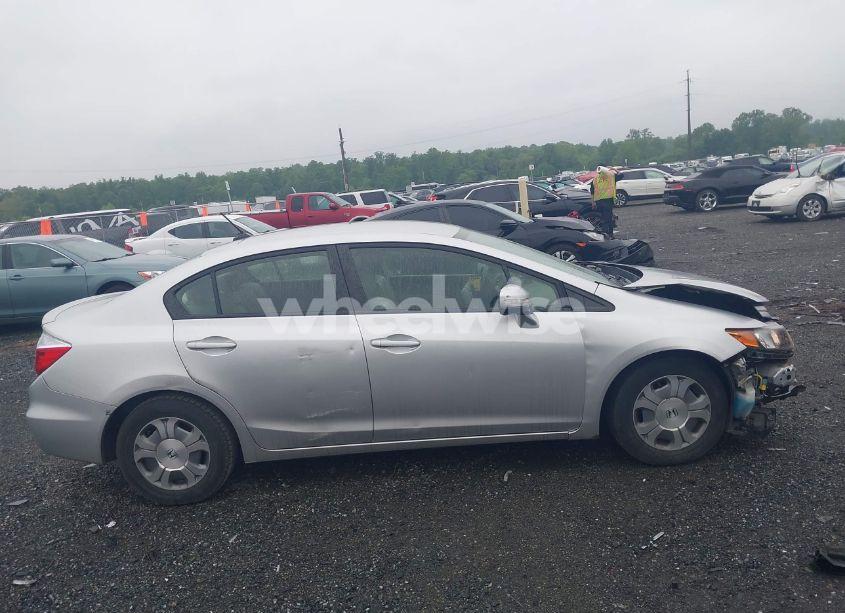 Photo 14 of 2012 Honda Civic HYBRID (VIN JHMFB4F3XCS007123)