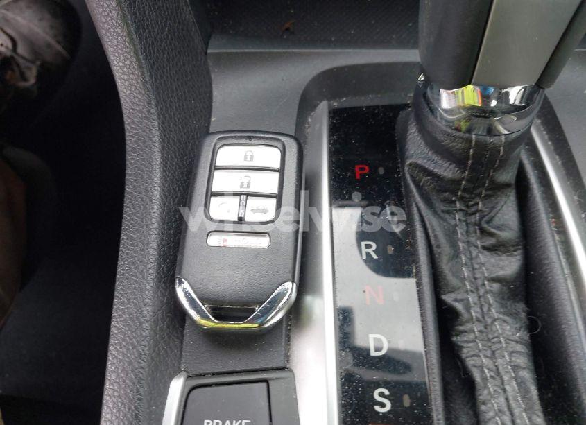 Photo 11 of 2018 Honda Civic EX-T (VIN JHMFC1F30JX005442)