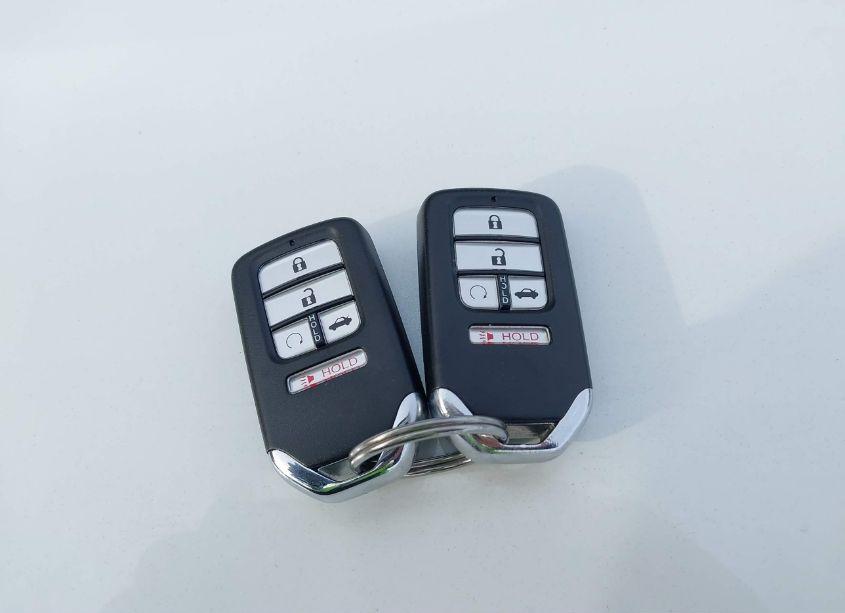 Photo 11 of 2018 Honda Civic EX-T (VIN JHMFC1F30JX015727)