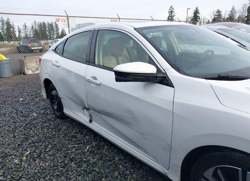 Photo 13 of 2018 Honda Civic EX-T (VIN JHMFC1F30JX015727)