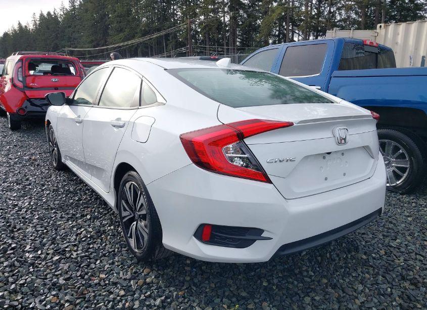 Photo 3 of 2018 Honda Civic EX-T (VIN JHMFC1F30JX015727)