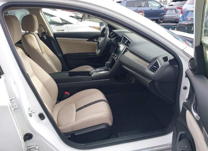 Photo 5 of 2018 Honda Civic EX-T (VIN JHMFC1F30JX015727)