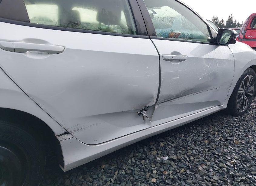 Photo 6 of 2018 Honda Civic EX-T (VIN JHMFC1F30JX015727)