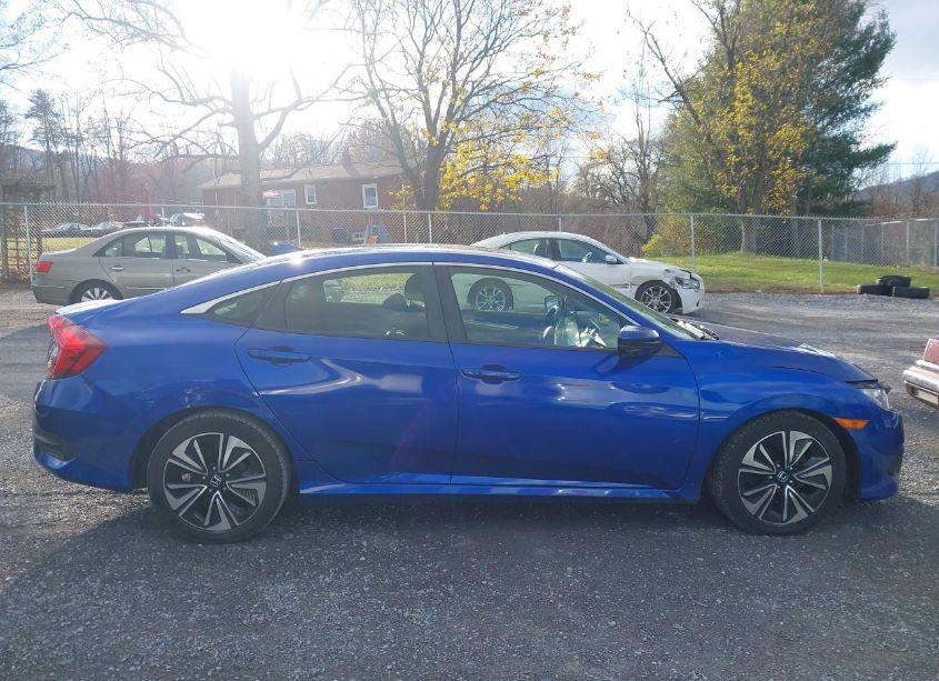 Photo 14 of 2018 Honda Civic EX-T (VIN JHMFC1F30JX025531)