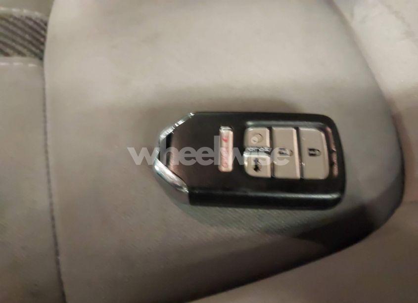 Photo 11 of 2018 Honda Civic EX-T (VIN JHMFC1F30JX030860)