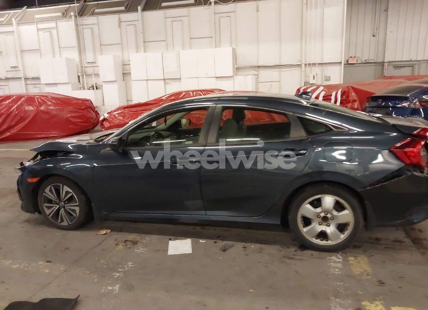 Photo 14 of 2018 Honda Civic EX-T (VIN JHMFC1F30JX030860)