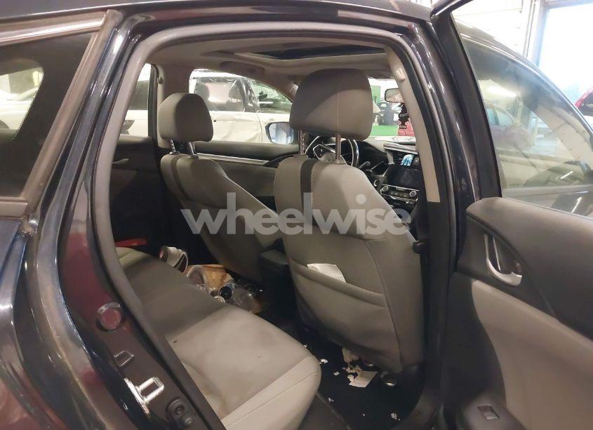 Photo 8 of 2018 Honda Civic EX-T (VIN JHMFC1F30JX030860)