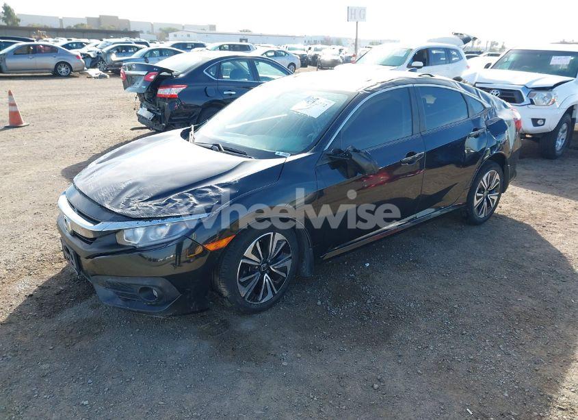 Photo 2 of 2018 Honda Civic EX-T (VIN JHMFC1F30JX037372)