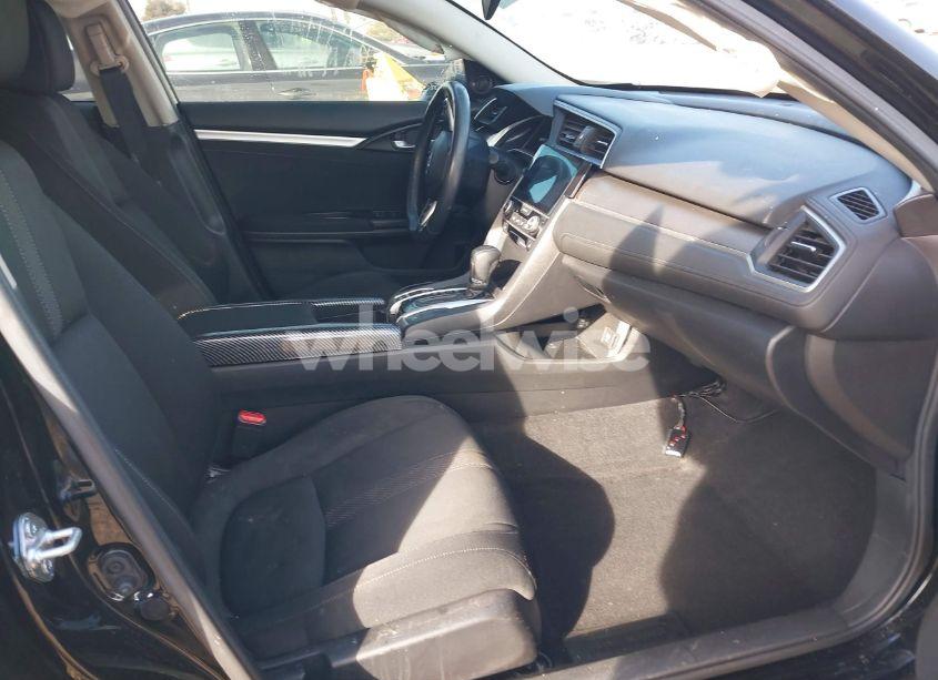 Photo 5 of 2018 Honda Civic EX-T (VIN JHMFC1F30JX037372)