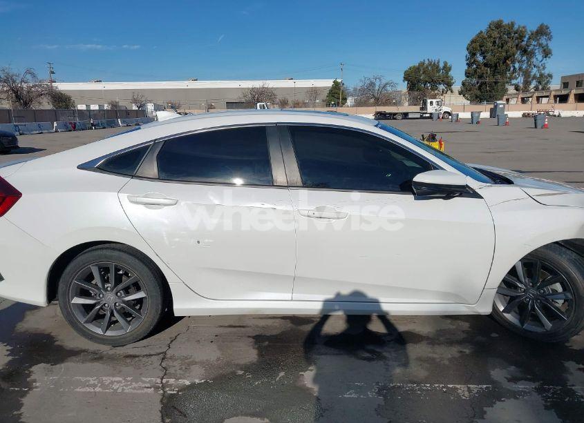Photo 13 of 2019 Honda Civic EX (VIN JHMFC1F30KX006950)