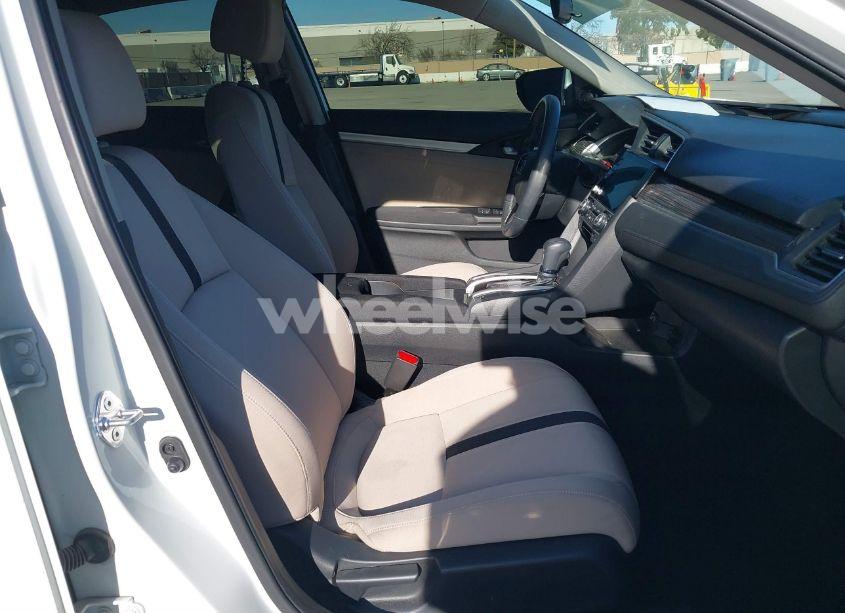 Photo 5 of 2019 Honda Civic EX (VIN JHMFC1F30KX006950)