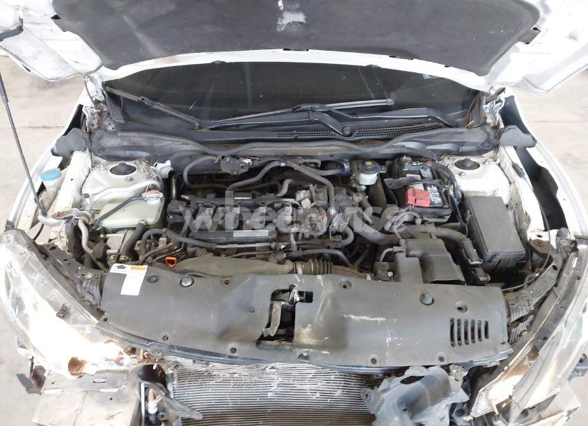 Photo 10 of 2018 Honda Civic EX-T (VIN JHMFC1F31JX009273)