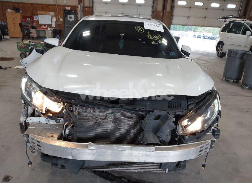 Photo 6 of 2018 Honda Civic EX-T (VIN JHMFC1F31JX009273)