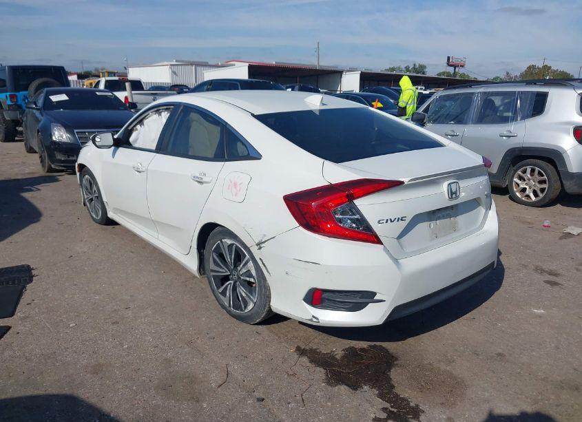 Photo 3 of 2018 Honda Civic EX-T (VIN JHMFC1F31JX027465)