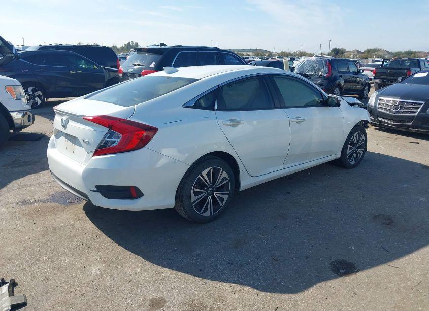 Photo 4 of 2018 Honda Civic EX-T (VIN JHMFC1F31JX027465)
