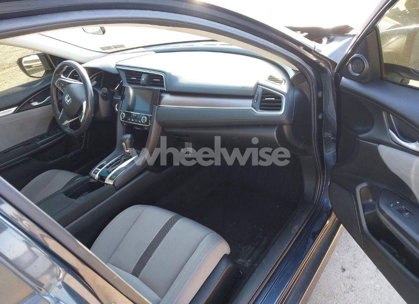 Photo 5 of 2018 Honda Civic EX-T (VIN JHMFC1F31JX032407)