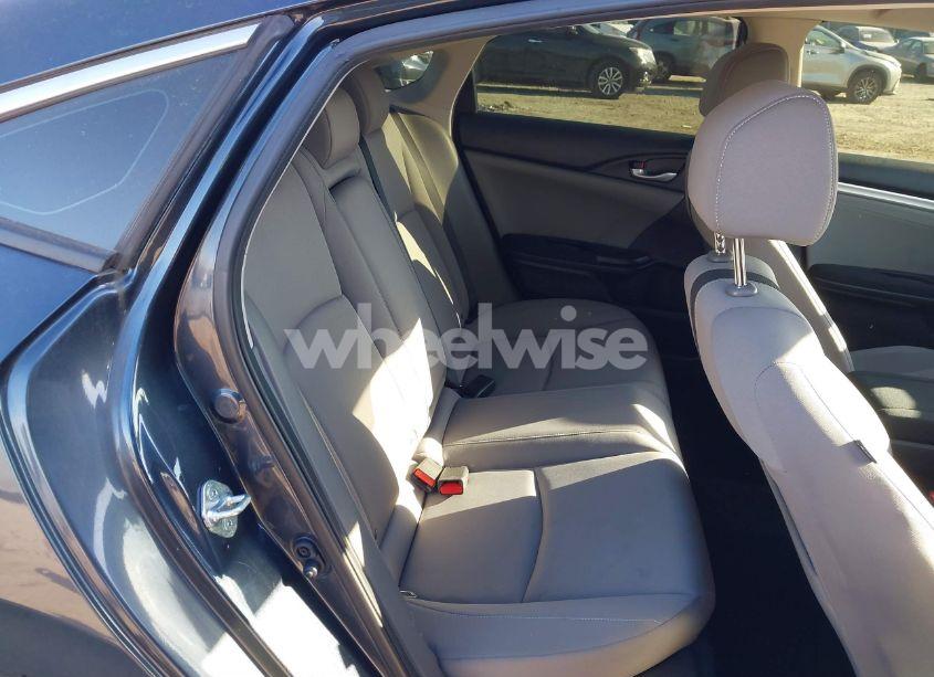 Photo 8 of 2018 Honda Civic EX-T (VIN JHMFC1F31JX032407)