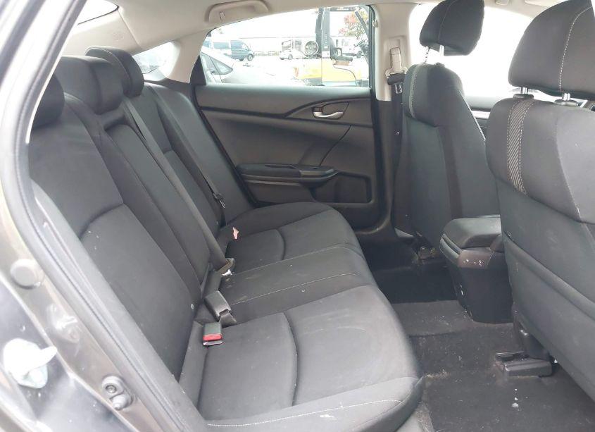 Photo 8 of 2018 Honda Civic EX-T (VIN JHMFC1F32JX005989)