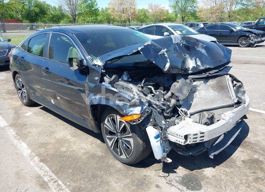 2018 Honda Civic EX-T (VIN JHMFC1F32JX024932) main photo