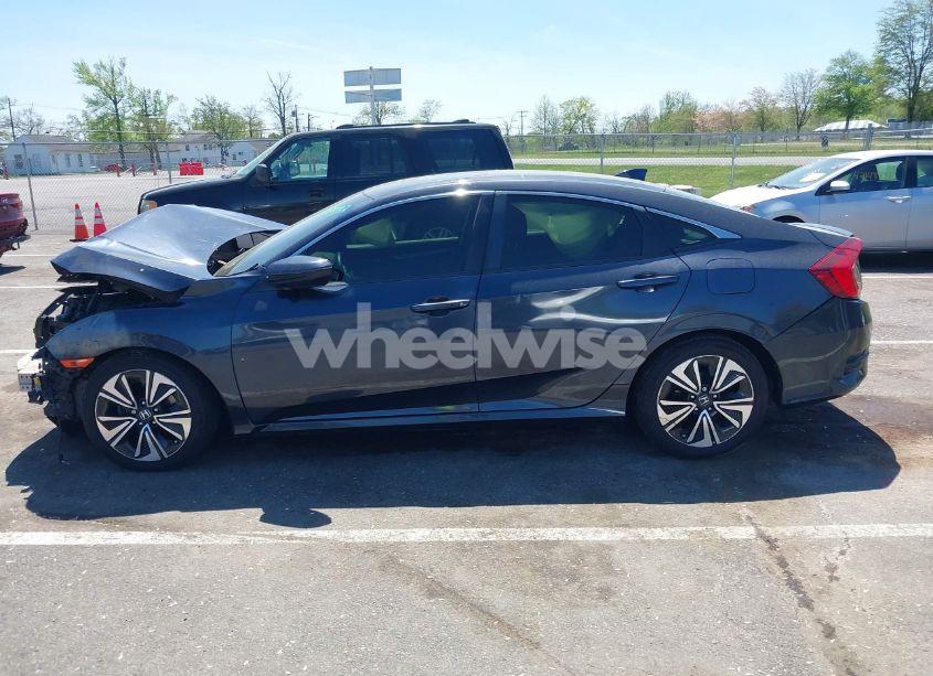 Photo 14 of 2018 Honda Civic EX-T (VIN JHMFC1F32JX024932)