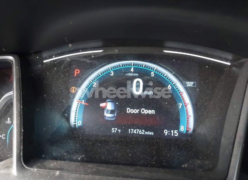 Photo 16 of 2018 Honda Civic EX-T (VIN JHMFC1F32JX037311)