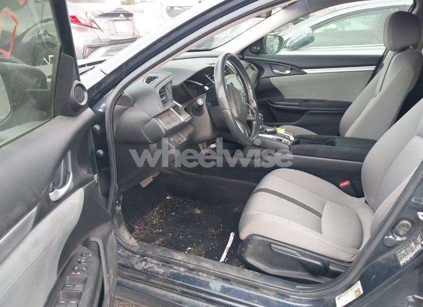 Photo 5 of 2018 Honda Civic EX-T (VIN JHMFC1F32JX037311)