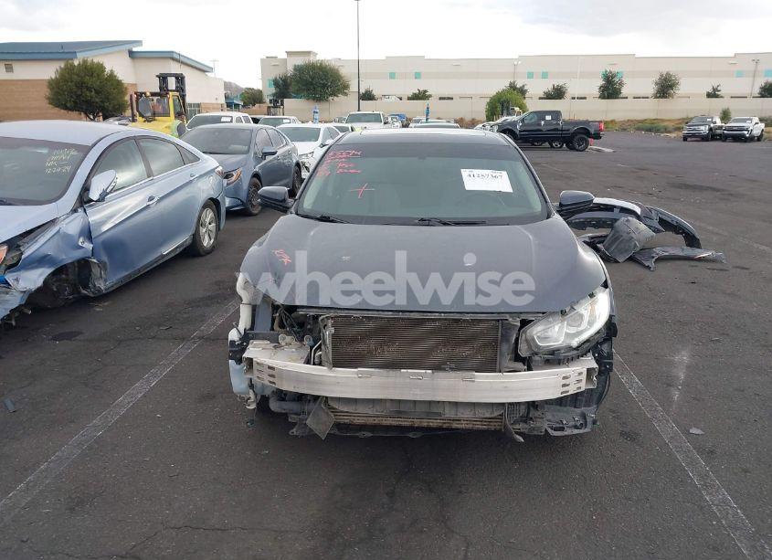 Photo 6 of 2018 Honda Civic EX-T (VIN JHMFC1F32JX037311)