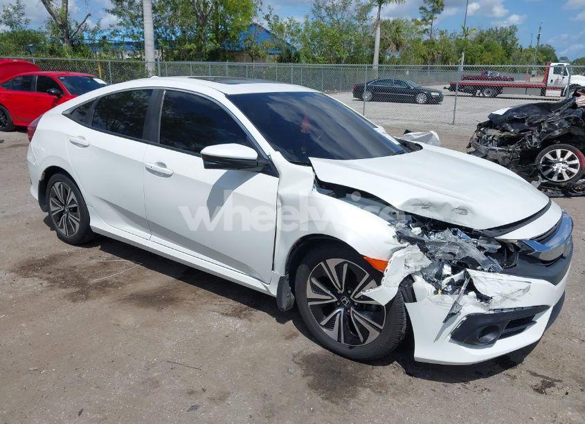 2018 Honda Civic EX-T (VIN JHMFC1F33JX034711) main photo