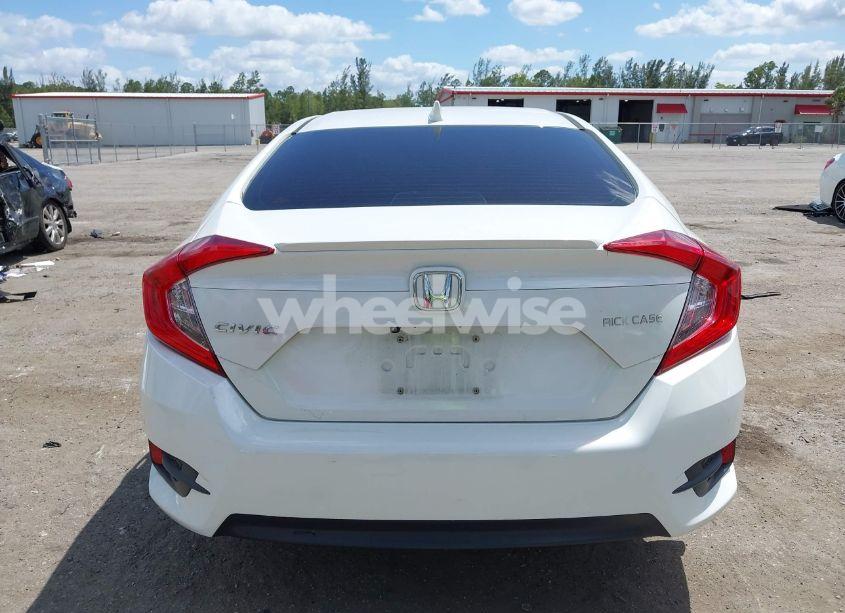 Photo 17 of 2018 Honda Civic EX-T (VIN JHMFC1F33JX034711)