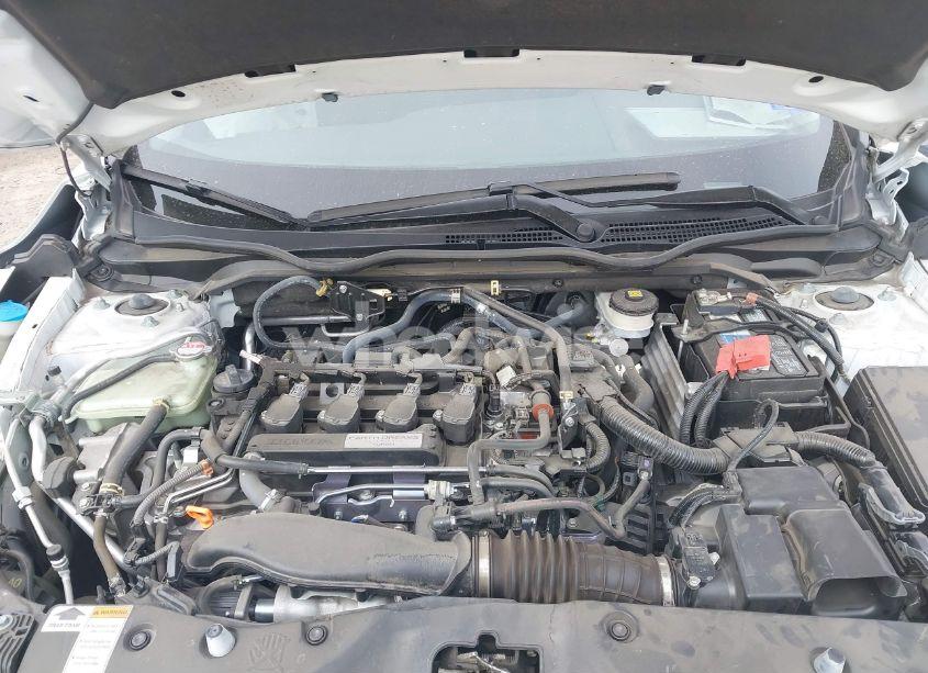 Photo 10 of 2018 Honda Civic EX-T (VIN JHMFC1F33JX037978)