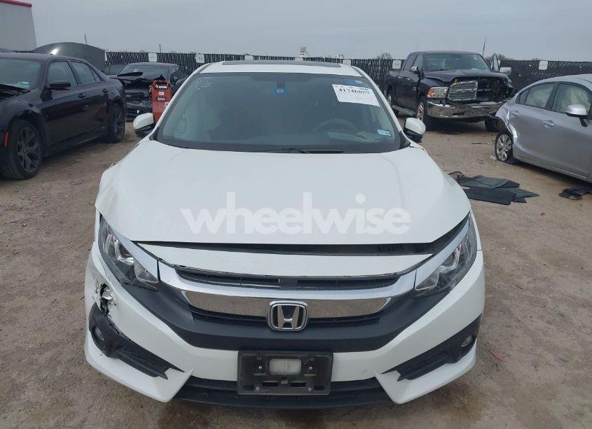 Photo 12 of 2018 Honda Civic EX-T (VIN JHMFC1F33JX037978)